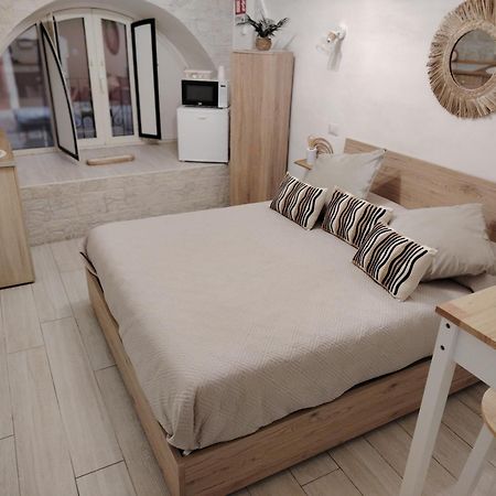 La Petite Maison Bari Kültér fotó